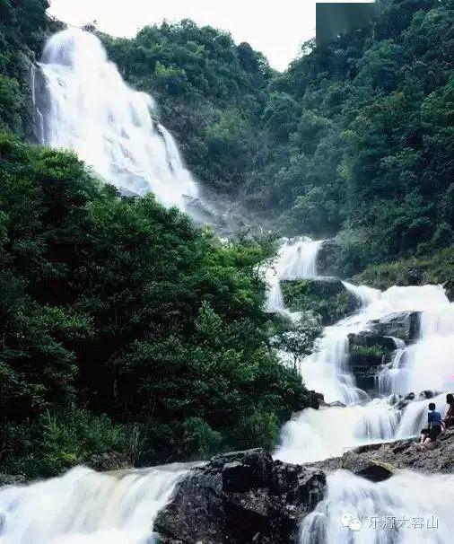 【香坊真香 · 一瓣心香】区市场监管局：优化审批服务水平  助力冰雪旅游经济